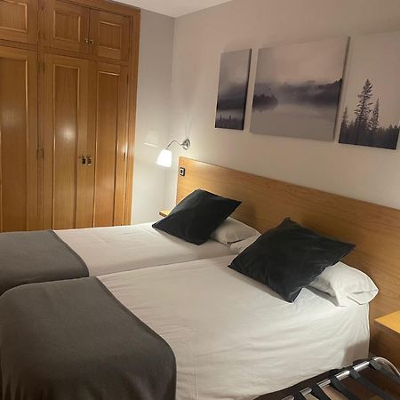 Aparthotel El Serch Andorra la Vella Dış mekan fotoğraf