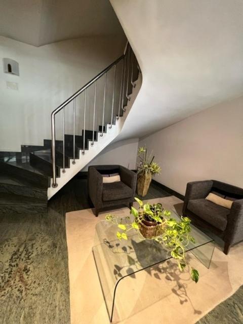 Aparthotel El Serch Andorra la Vella Dış mekan fotoğraf