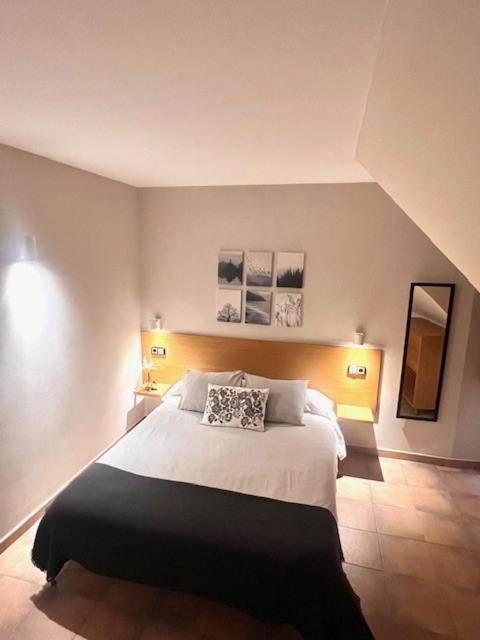 Aparthotel El Serch Andorra la Vella Dış mekan fotoğraf