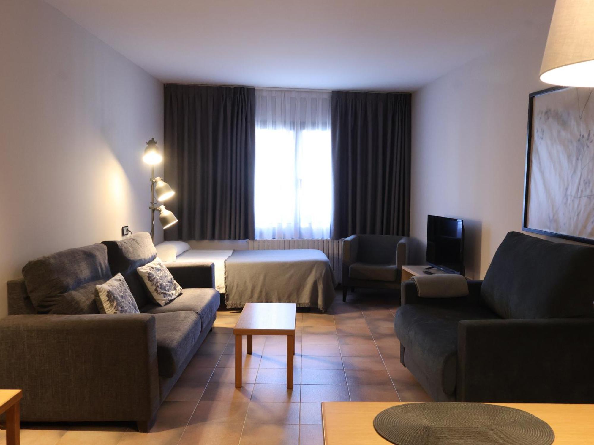 Aparthotel El Serch Andorra la Vella Dış mekan fotoğraf