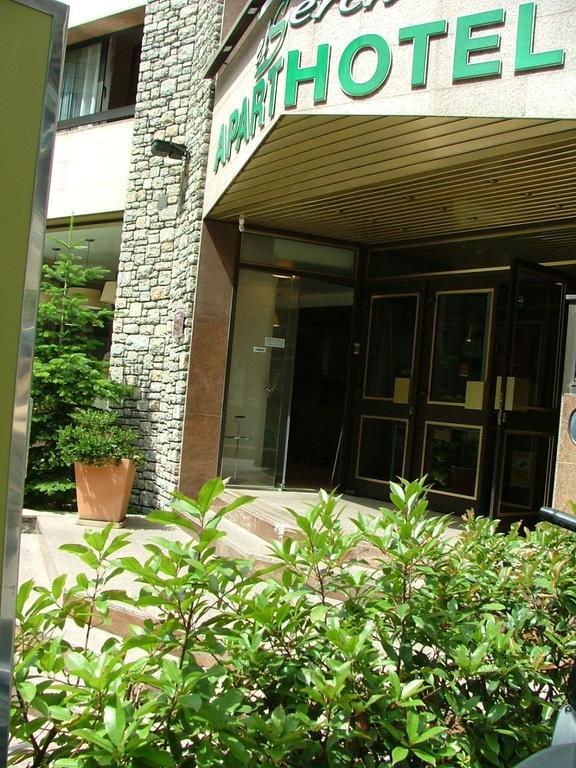 Aparthotel El Serch Andorra la Vella Dış mekan fotoğraf